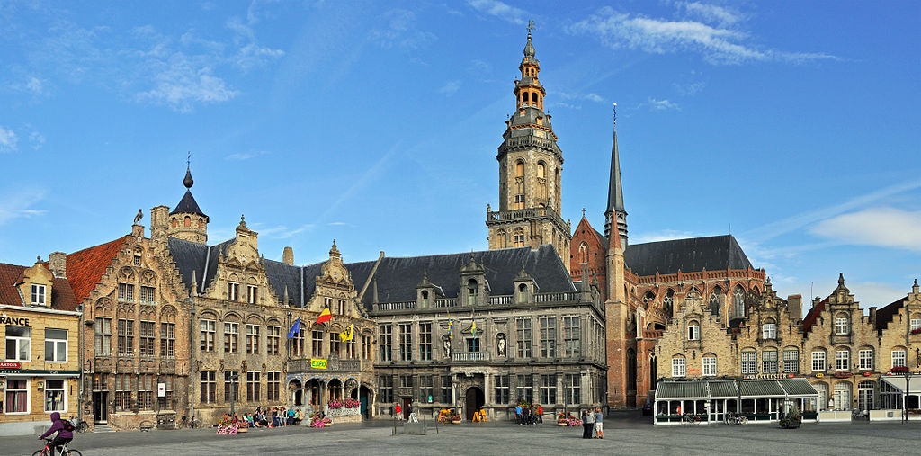 Veurne Grote Markt